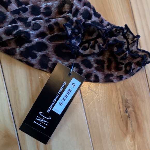 I.N.C. Leopard print blouse ( NWT) - Picture 13 of 14